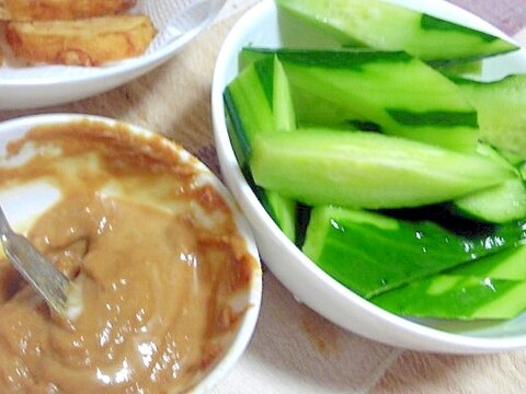 簡単キュウリの味噌ディップ2種